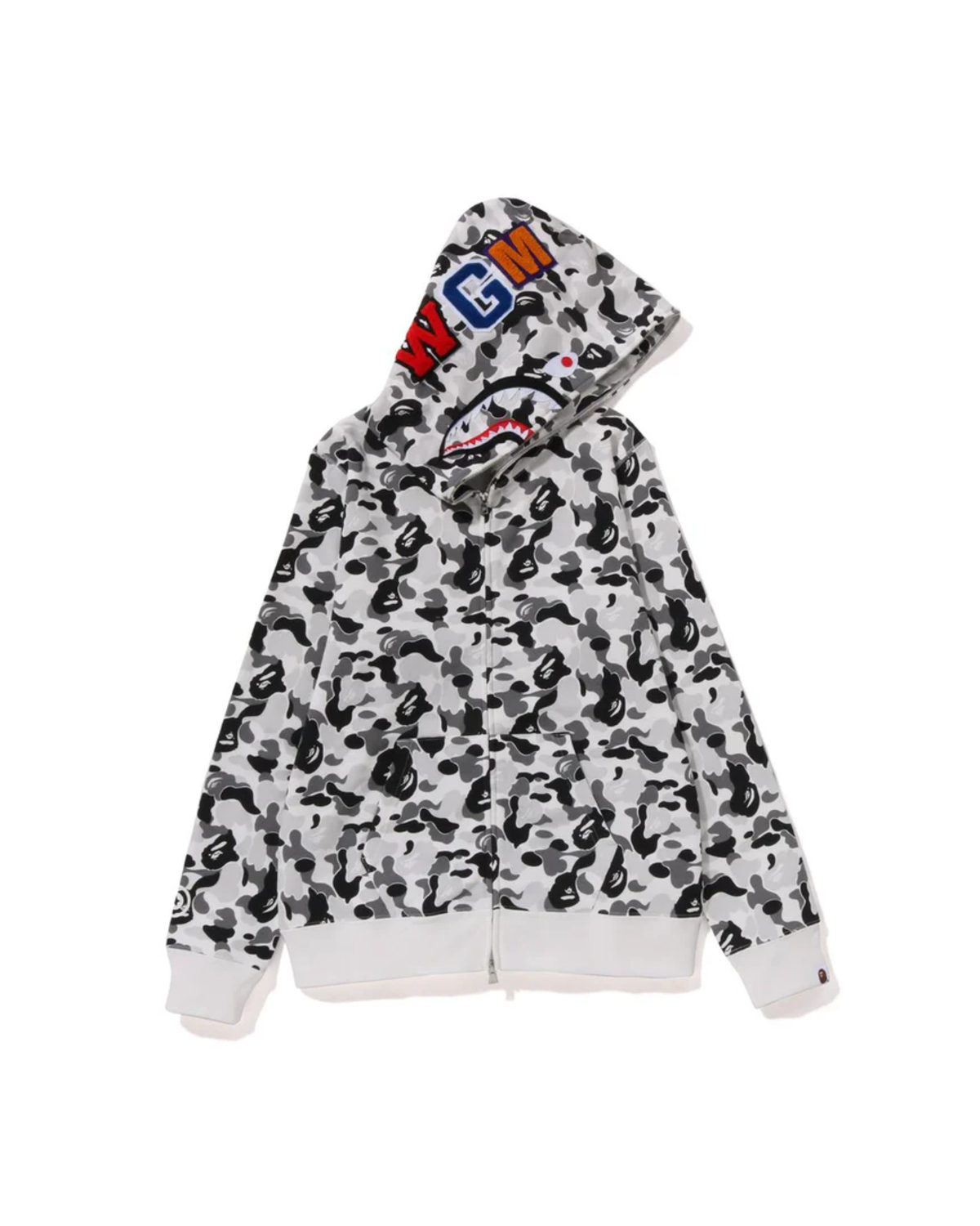 BAPE ABC Camo Shark Full Zip Hoodie, harmaa camo, huppu ylhäällä WGM-kirjaimin ja shark-kasvot edestä