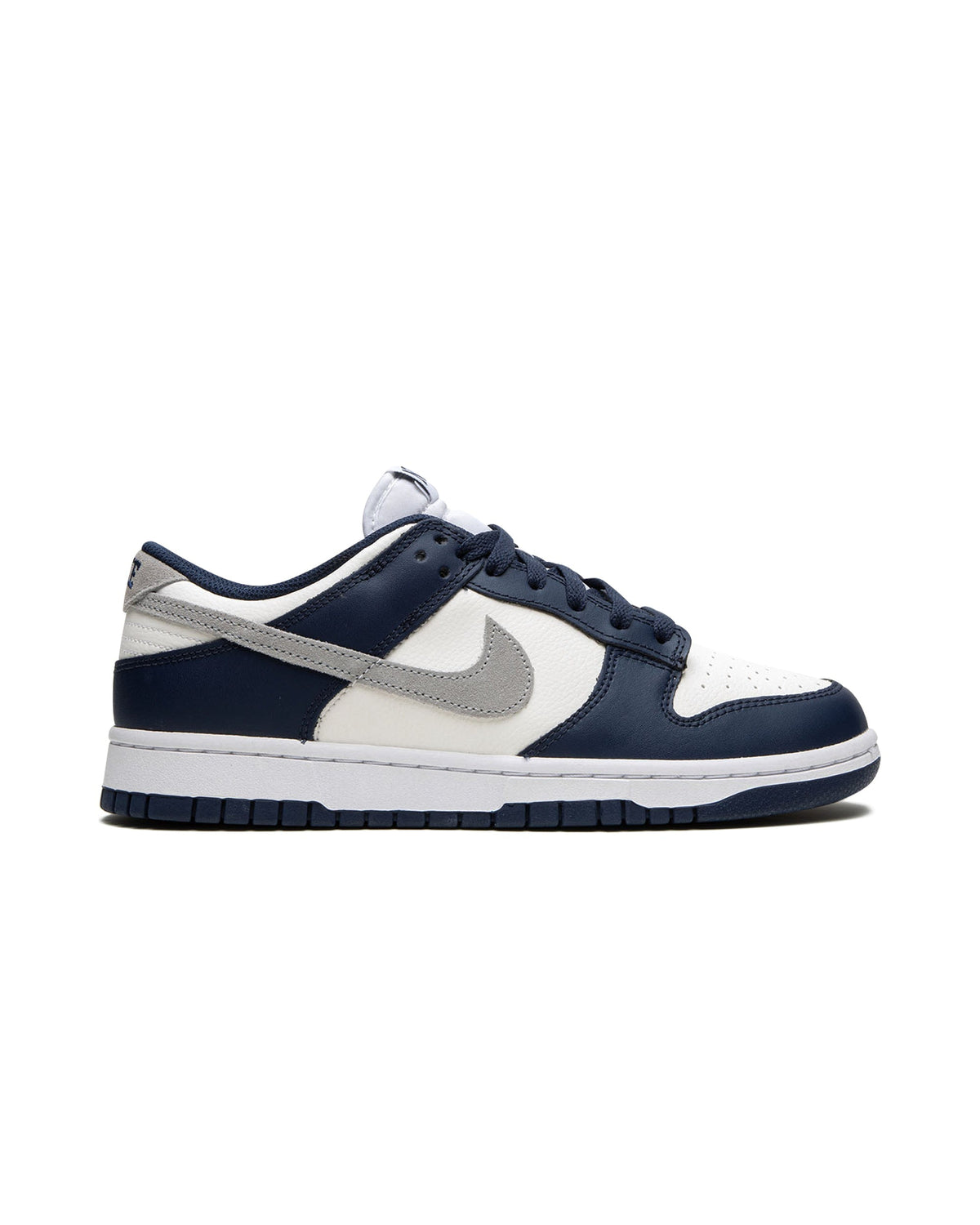 Nike Dunk Low Summit White Midnight Navy