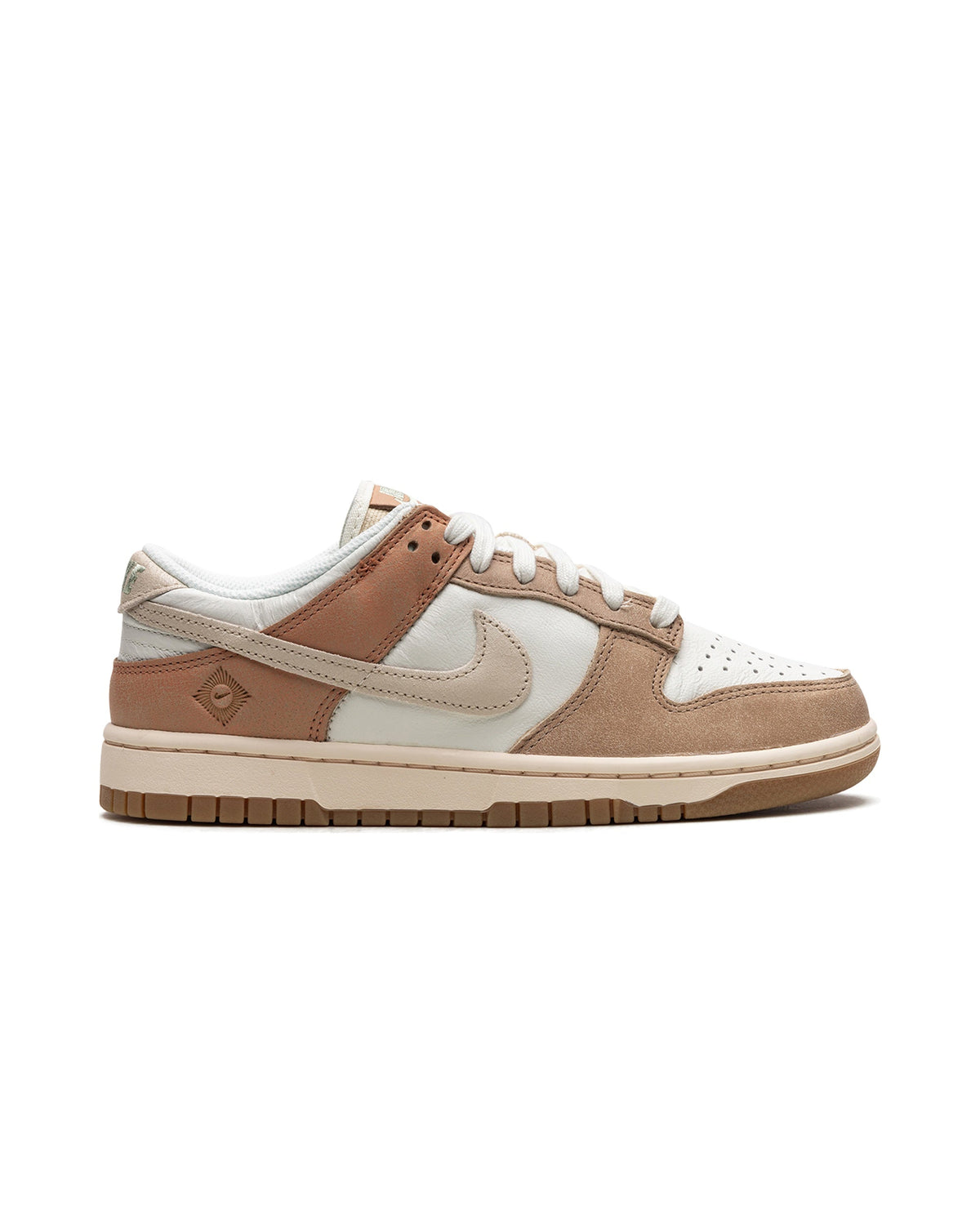 Nike Dunk Low SE Australia (Women's)