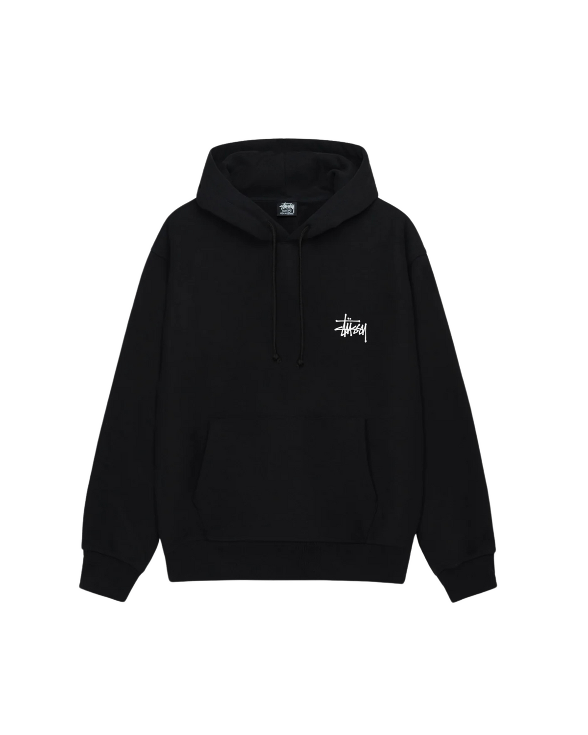 Musta Stussy Basic Hoodie edestä, pieni valkoinen Stussy-logo vasemmalla rinnassa, huppu ja kiristysnyörit.