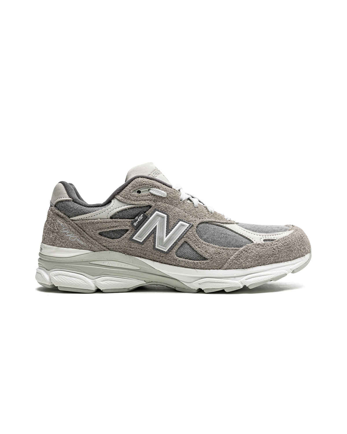 New Balance 990v3 MiUSA Levi's Elephant Skin
