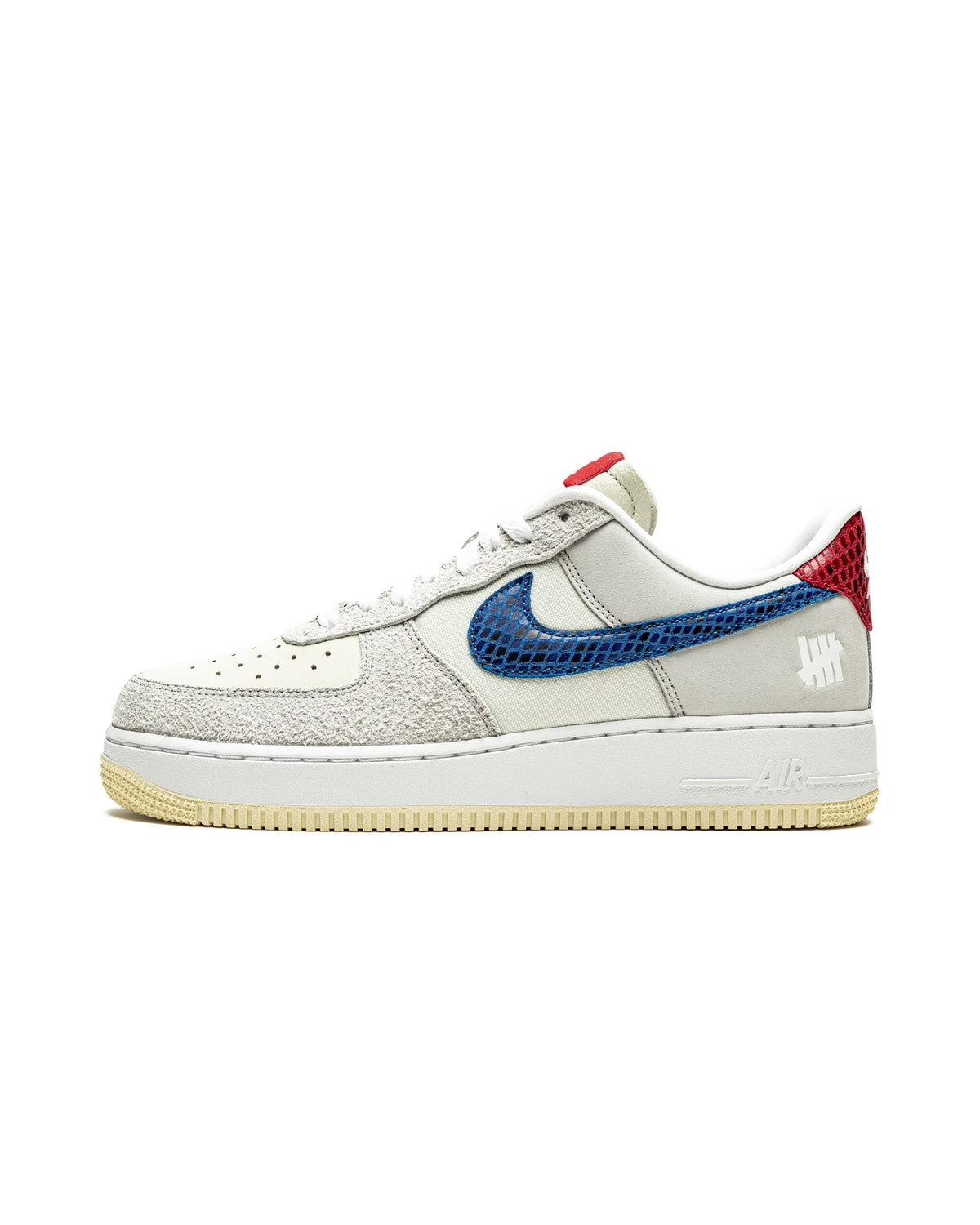 Nike Air Force 1 Low SP Undefeated 5 On It Dunk vs. AF1