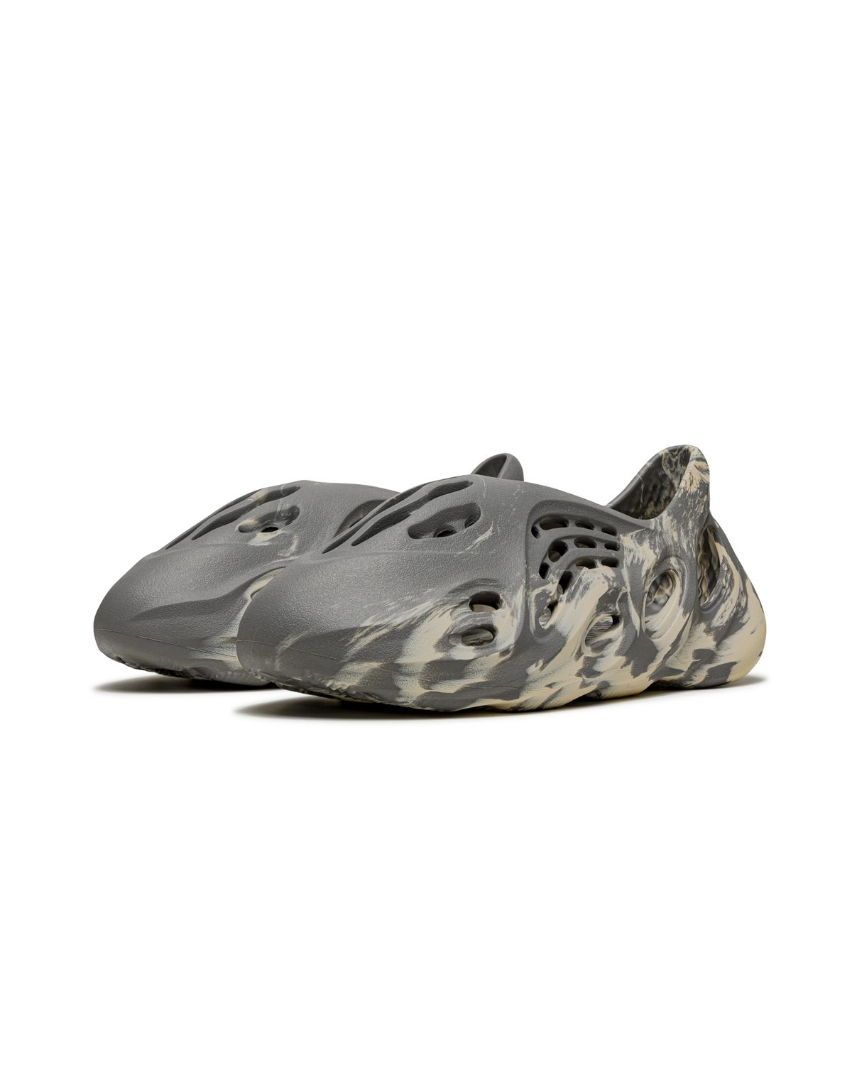 adidas Yeezy Foam RNNR MXT Moon Gray