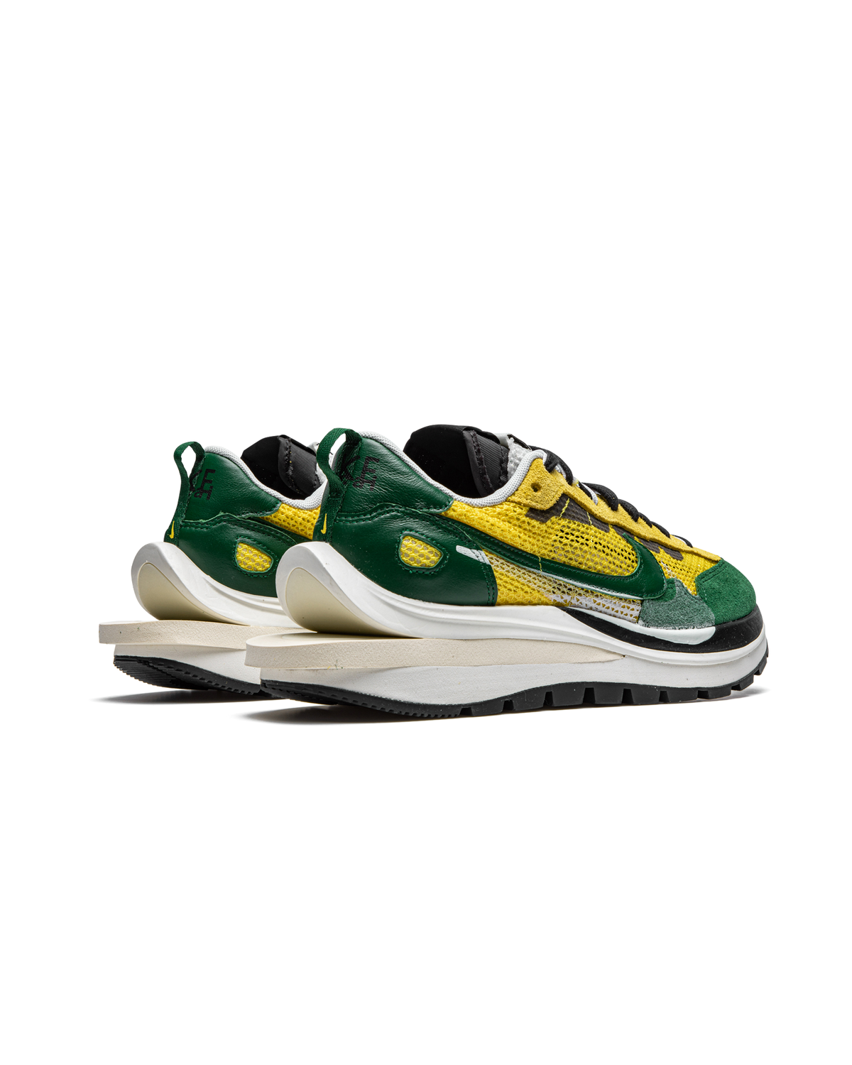 Nike Vaporwaffle sacai Tour Yellow Stadium Green